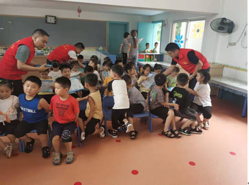 永安街道竹园社区对辖区幼儿园 开展“预防溺水”安全教育活动
