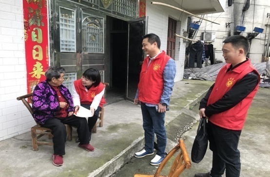 实事办到实处 温暖送到心坎——启明街道皇经阁社区为群众办实事