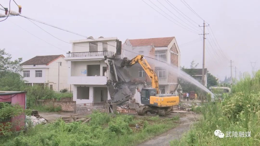 丹洲乡： 征拆、战“疫”两不误 沅北水厂迁建项目二期完成倒房