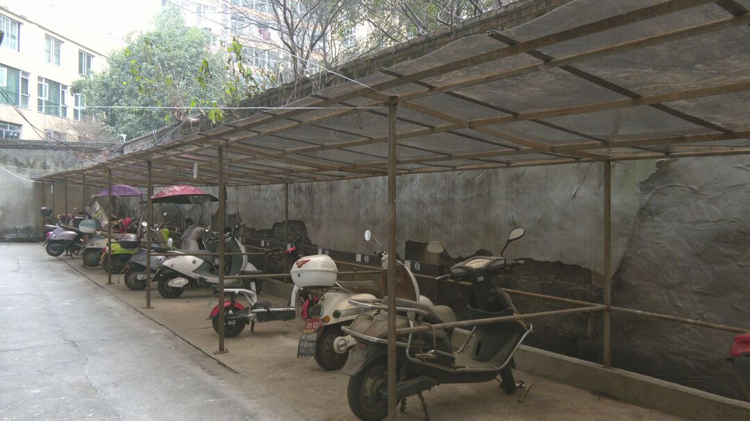 我为群众办实事 高山街社区：破解“飞线充电”难题  隐患消除居民纷纷点赞