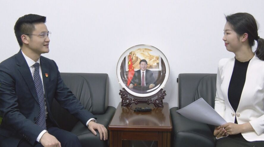 小訾探两会丨寻健在全区两会间隙接受记者专访