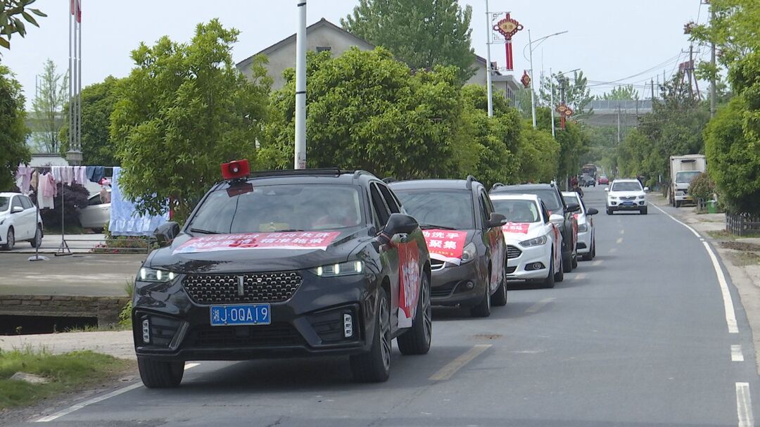 宣传车“跑”街串巷   防疫宣传“声”入人心