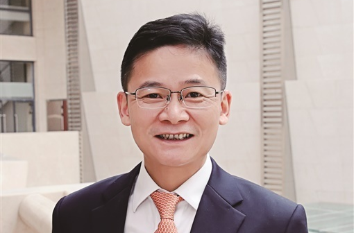 奋力夺取现代化新常德建设的更大胜利 ——访省人大代表、常德市委书记曹志强