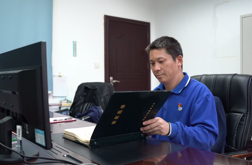 2023年常德市劳动模范和先进工作者宣传专栏 | 胡开兵：攻克难题，传授经验