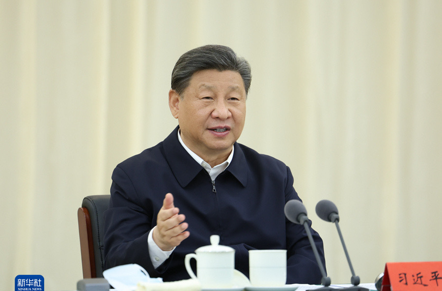 习近平在内蒙古巴彦淖尔考察并主持召开加强荒漠化综合防治和推进“三北”等重点生态工程建设座谈会