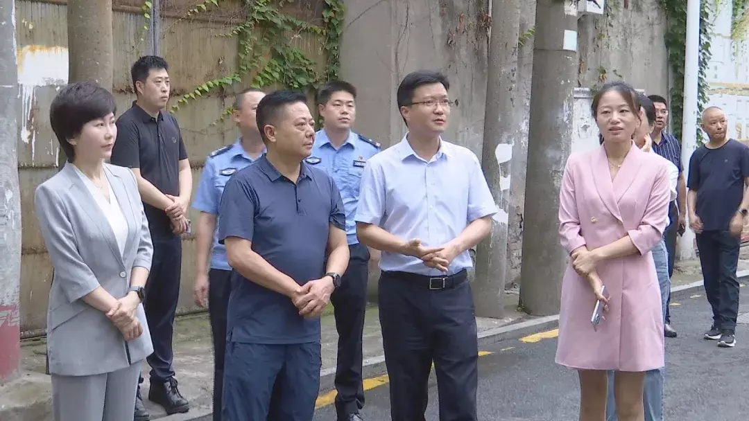 武陵创文进行时 彭晛丹来武陵区督导全国文明城市创建工作