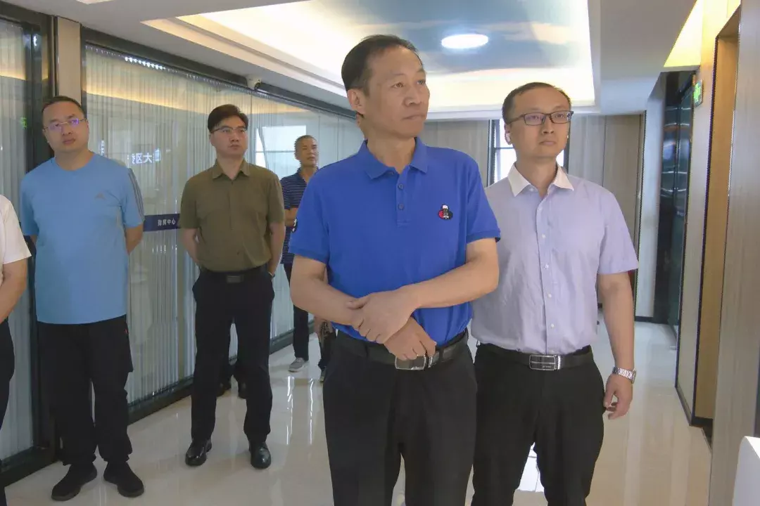 省人大社会委社会监督处领导来武陵区检查安全生产工作