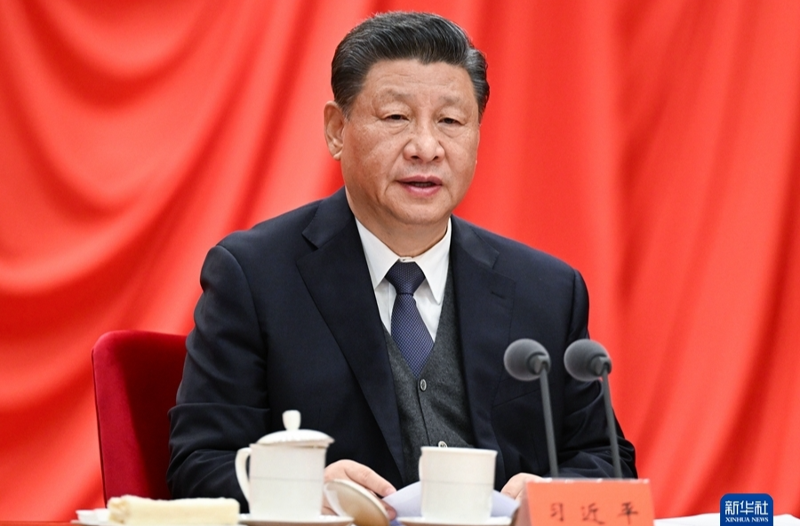 习近平回信勉励“模范空降兵连”全体官兵