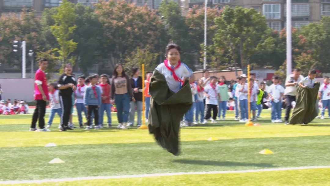 武陵区各小学体育活动精彩纷呈