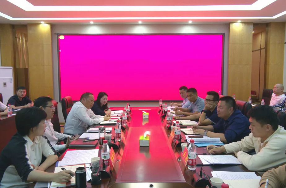谭丁来武陵区调研招商引资工作