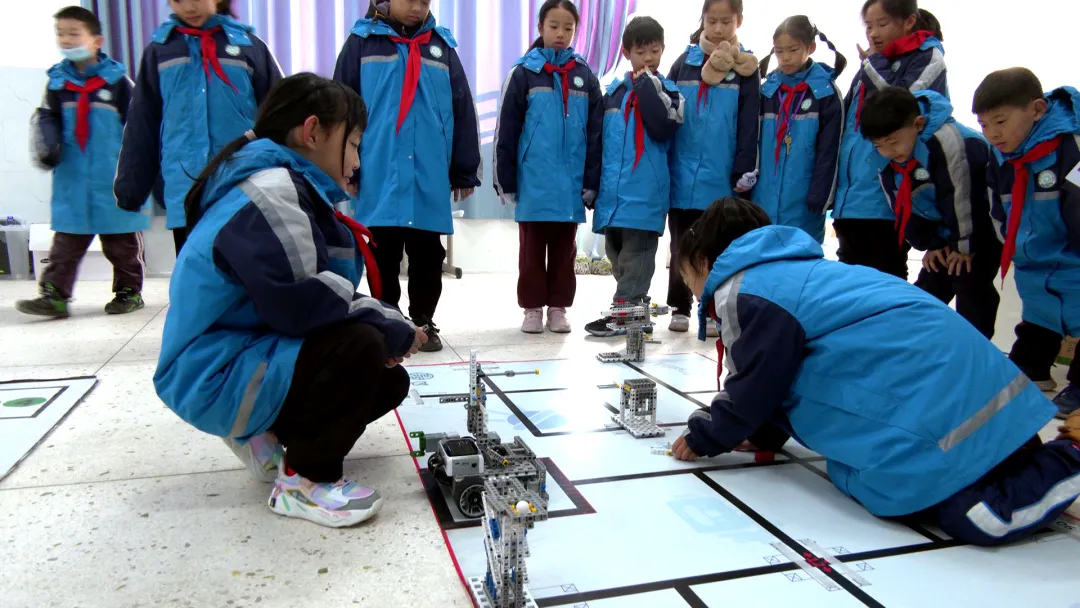 武陵区第五小学学生在世界教育机器人 （WER）2023赛季世界锦标赛中喜获佳绩