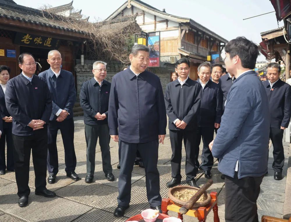 从总书记走进的这条街，感受沅江畔城市文脉