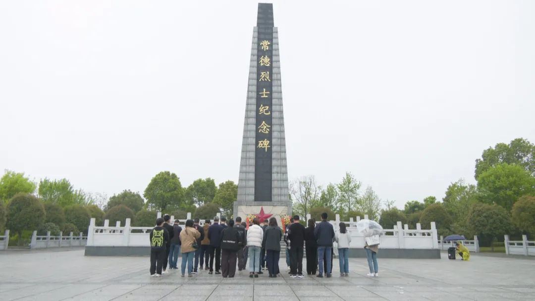白马湖街道：赓续红色血脉 提振干事精神