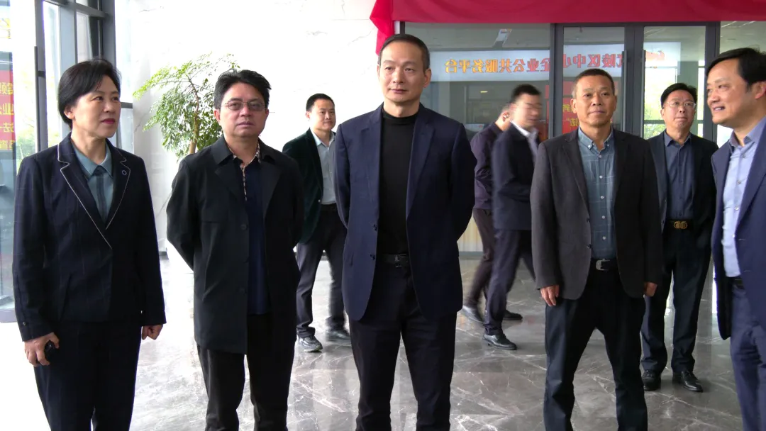 市人大常委会来武陵区开展中小企业促进“一法一办法”执法检查活动