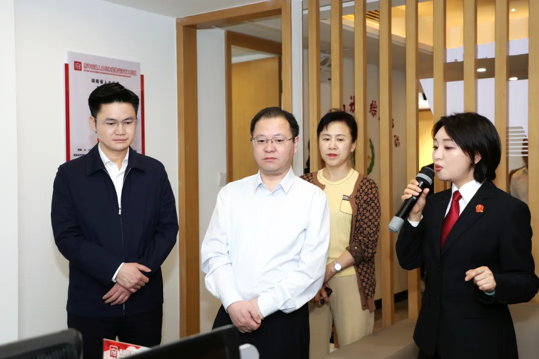周振宇开展人大代表进站履职活动时强调：高标准高水平建好用好联络站 真正“联”出实效