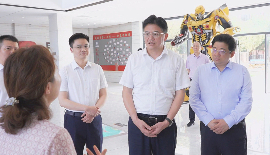 罗毅君来武陵区调研经济社会发展情况