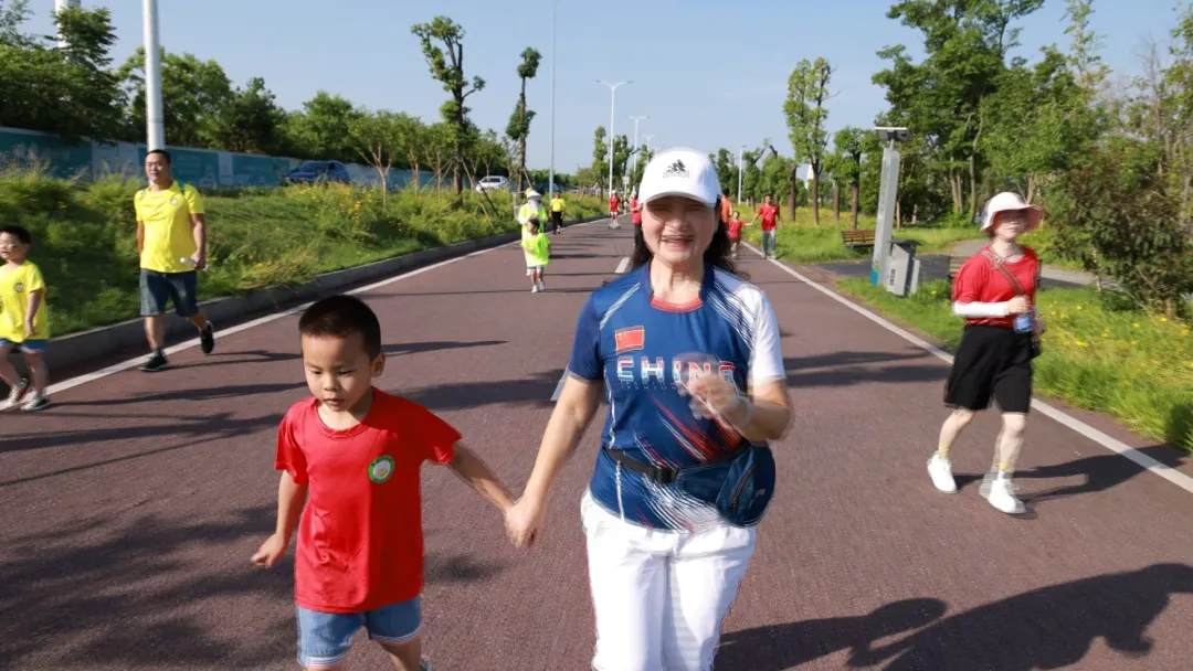 乡村幼师孔祥兰：1400名留守儿童的“园长妈妈”