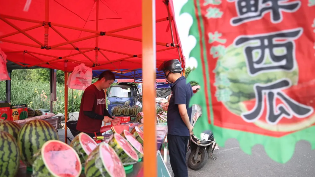 武陵区：规范设立临时经营点 让城市执法有力度更有温度