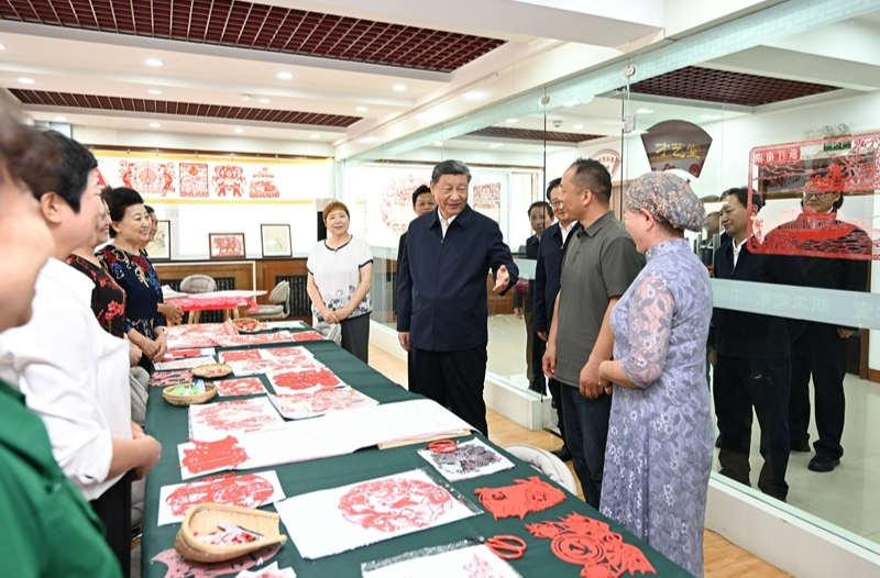 习近平在宁夏考察时强调 建设黄河流域生态保护和高质量发展先行区 在中国式现代化建设中谱写好宁夏篇章