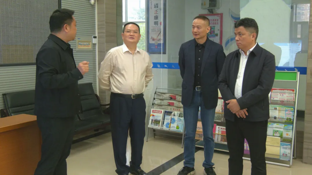 省人大常委会立法调研组来武陵区开展《湖南省法制宣传教育条例》立法调研活动