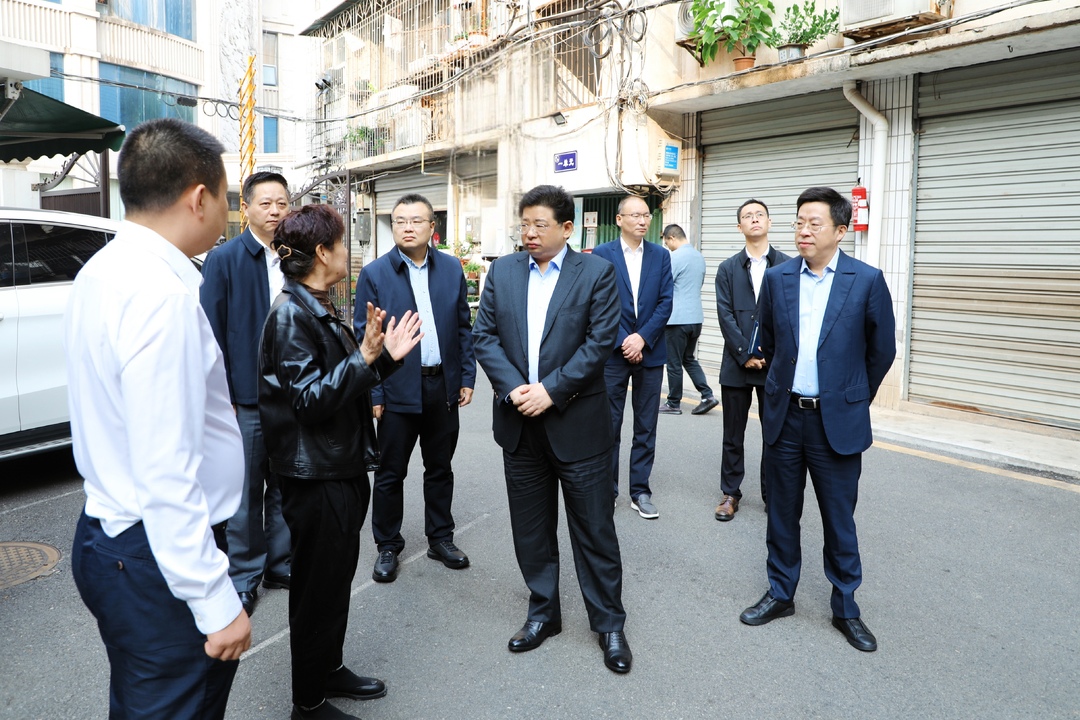 康少中调研社会工作