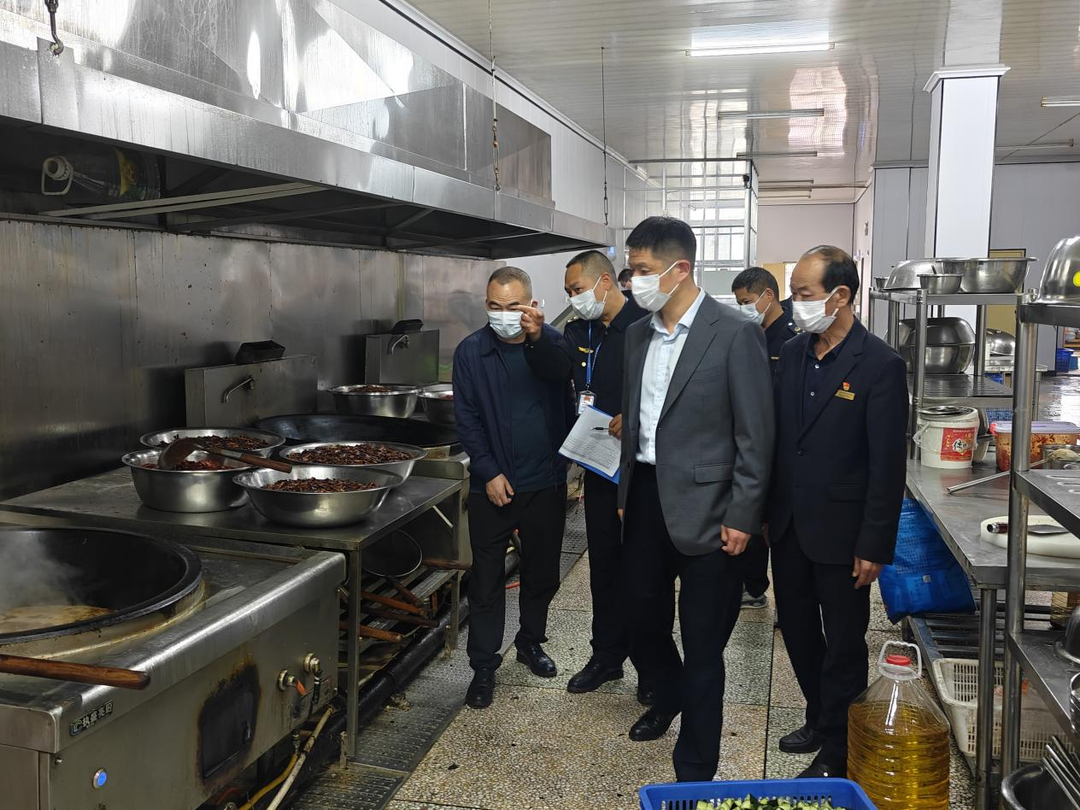 武陵区开展食品安全包保督导工作