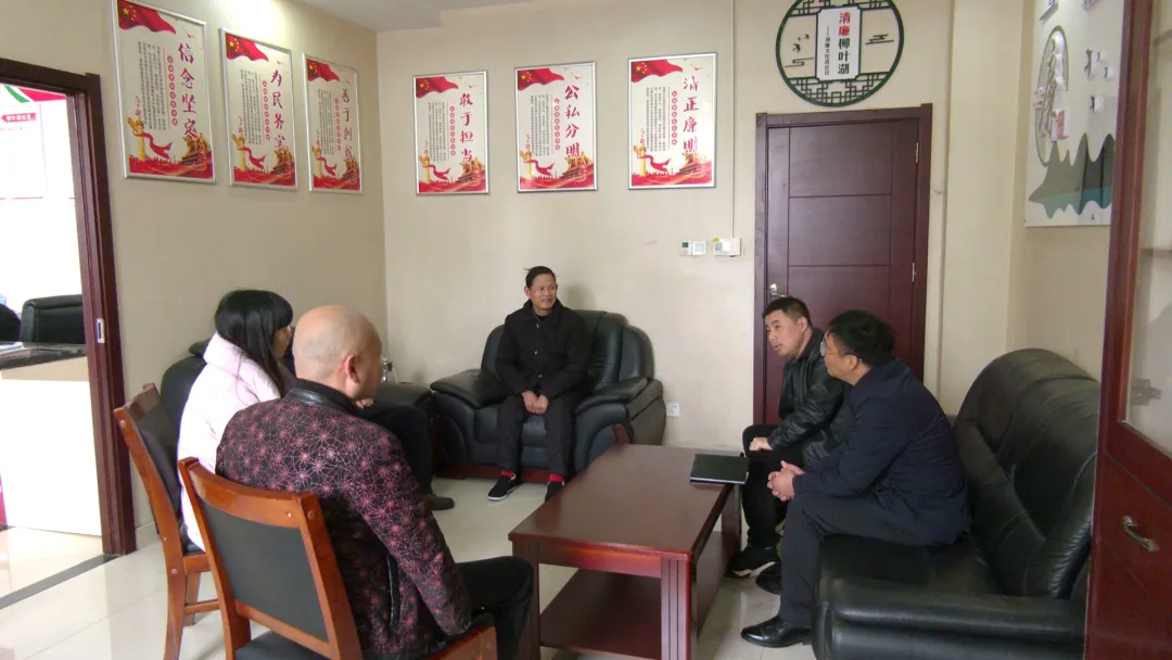 武陵区人大代表徐盛权：架起“连心桥” 当好“润滑剂”