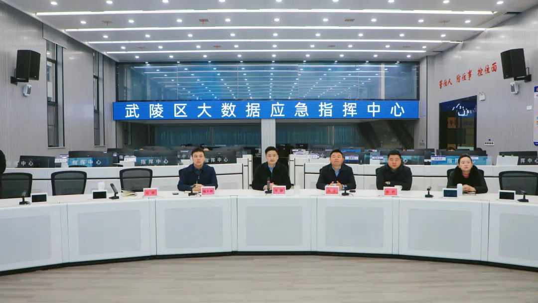 寻健督导检查安全生产、值班值守、市场保供等工作 看望慰问一线工作者