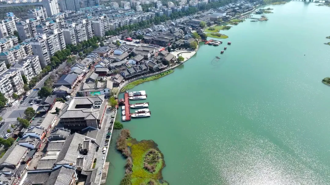 非遗传承人潘能辉：传承非遗技艺 古街焕发新生