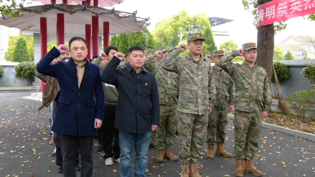武陵区：缅怀先烈忆峥嵘  官兵传承铸军魂
