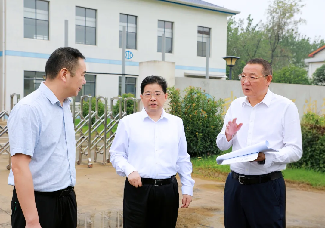 聚焦急难愁盼  确保可感可及 康少中调研督导群众身边不正之风和腐败问题集中整治工作