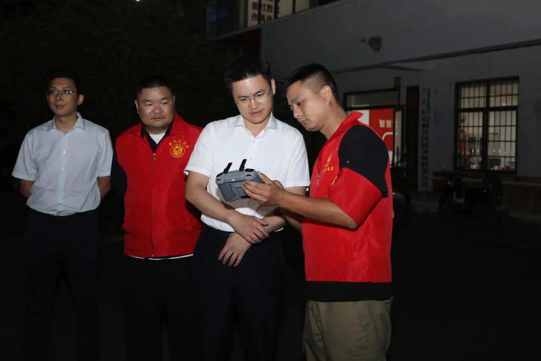 寻健以“四不两直”方式督导检查大气污染防治工作