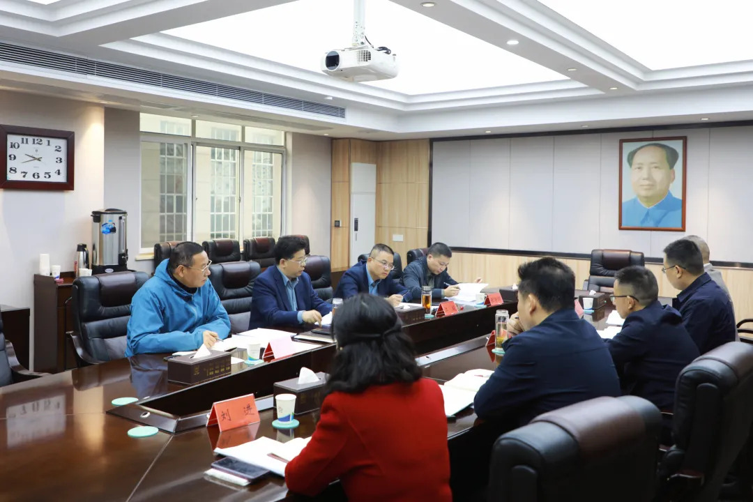 康少中主持召开区委书记专题会议 听取十三届区委第十轮巡察工作汇报
