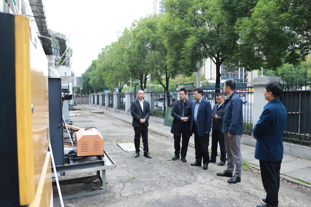 强力调度 精准攻坚 康少中调研大气污染防治工作
