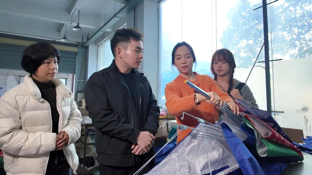 【四中全会精神在基层】武陵区：鼓励企业布局海外 武陵伞具远销非洲