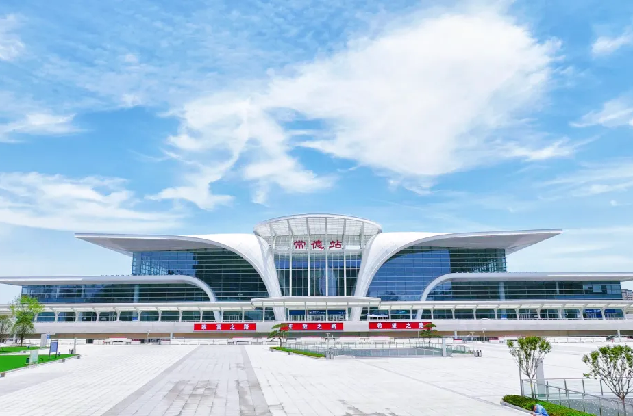 1300余趟动车组列车票价打折  最低4折优惠