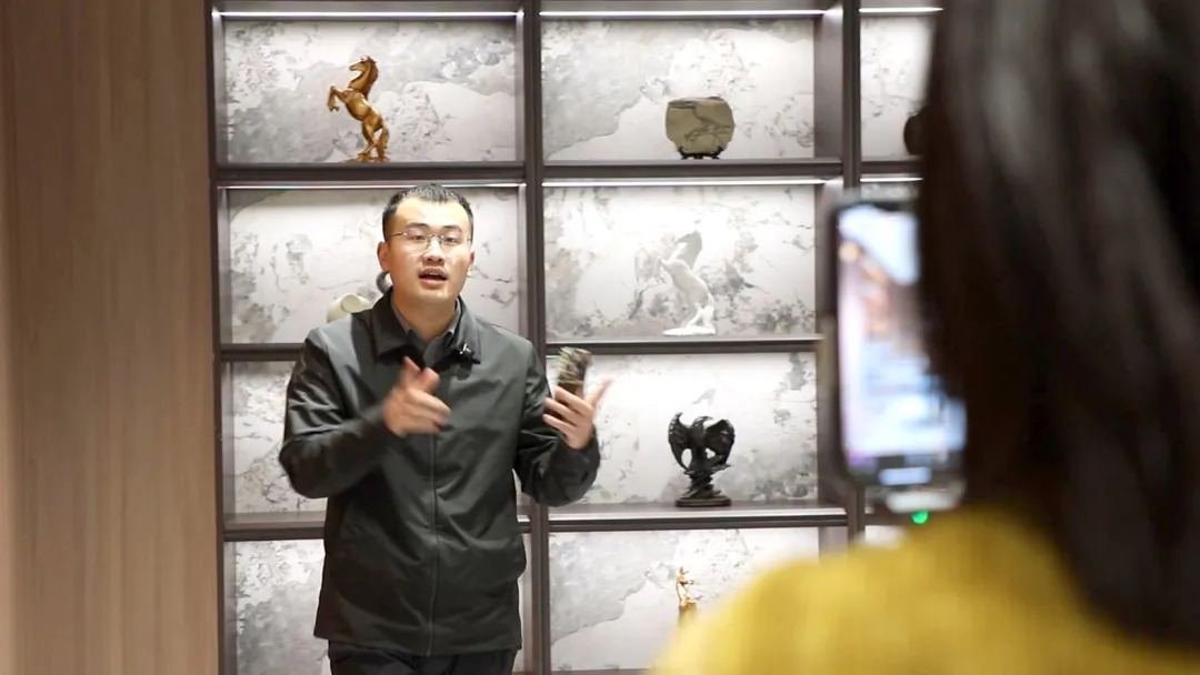 直播架起供需桥 武陵区家装新模式激活行业动能