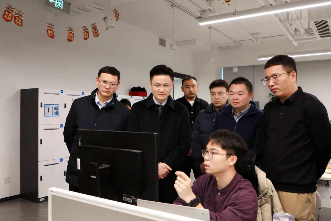 激活数字经济新动能 寻健赴长沙精准招商