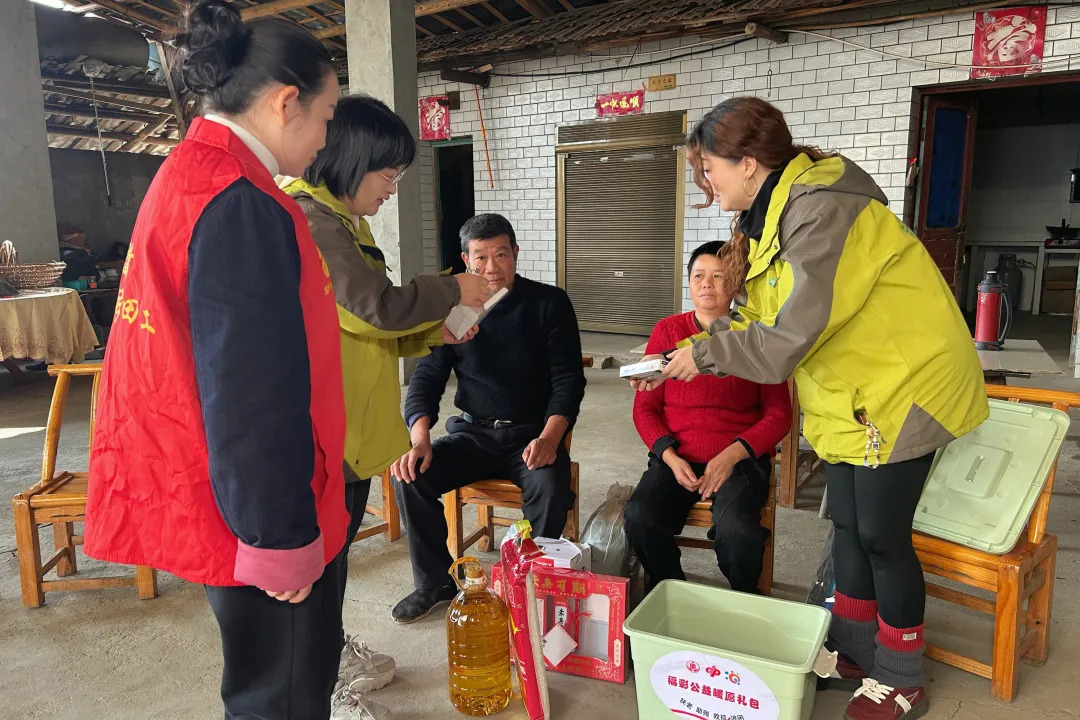 武陵区开展公益暖愿行动