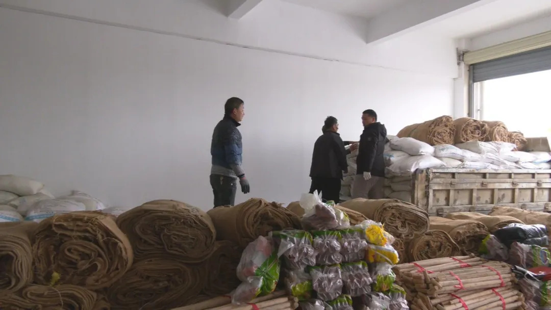 武陵环卫启动应急预案 全力应对低温雨雪天气