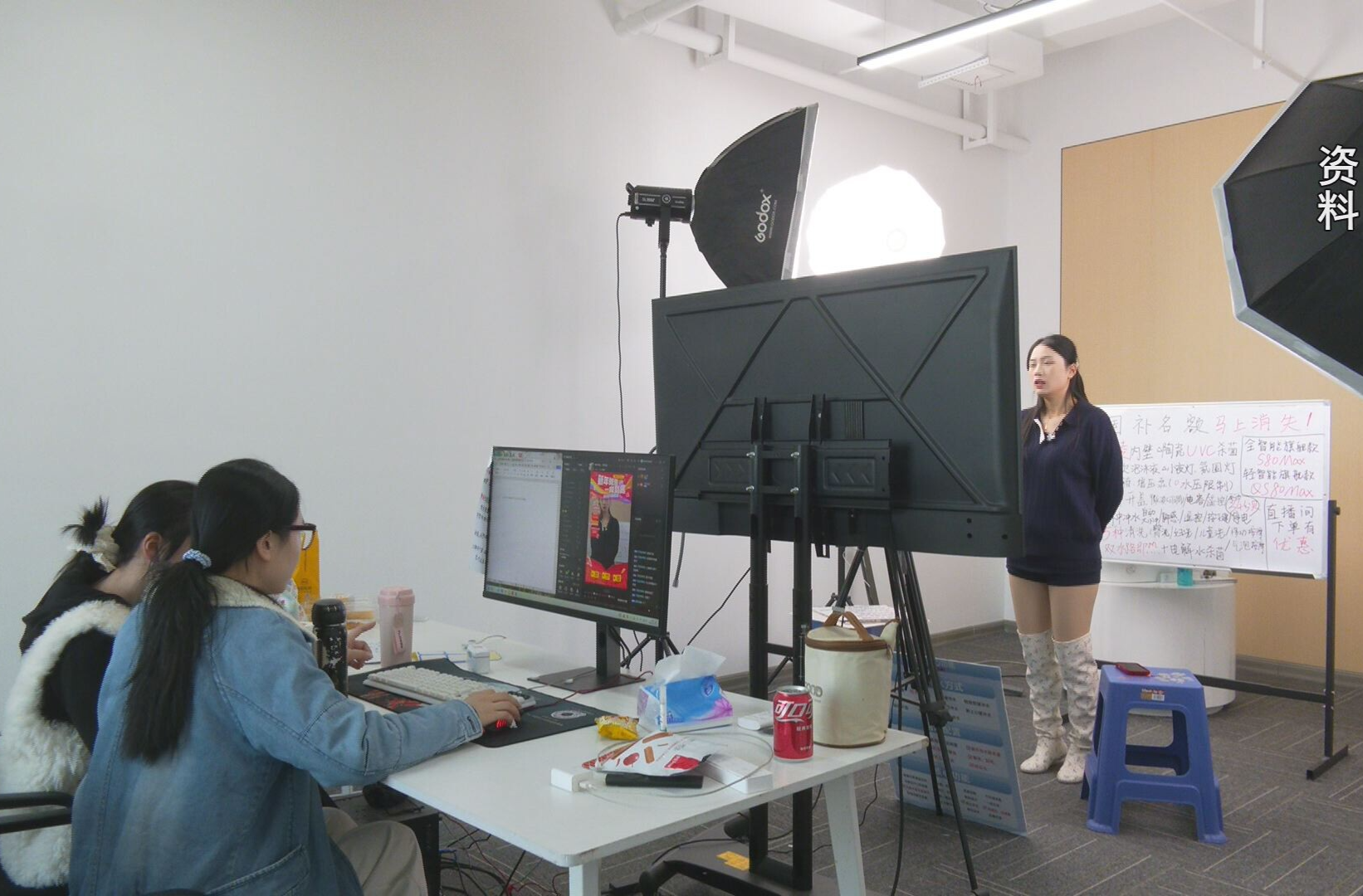 直播电商食品安全新规发布 明确规定13类食品坚决不能卖