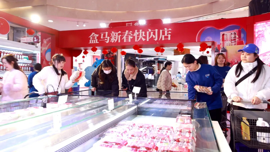 【新春走基层】武陵年货市场“新老共舞” 价美质优年味浓