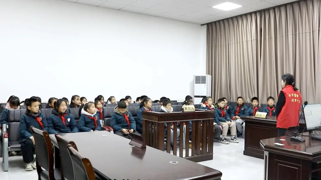 【代表委员风采】武陵区政协委员严明方：履职尽责显担当 初心如磐护公正