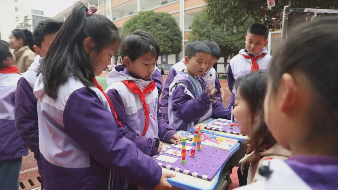 新学期 新面貌 武陵区“开学第一课”丰富多彩