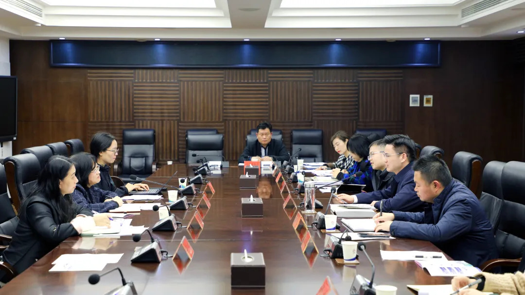 长沙谱蓝网络科技发展有限公司来武陵区考察座谈