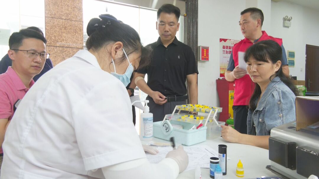 长庚街道开展无偿献血公益活动