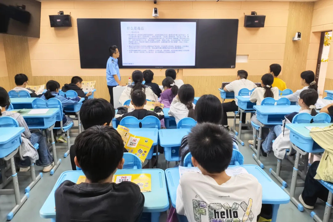 丹洲乡：禁毒宣传进校园 筑牢青春防毒防线