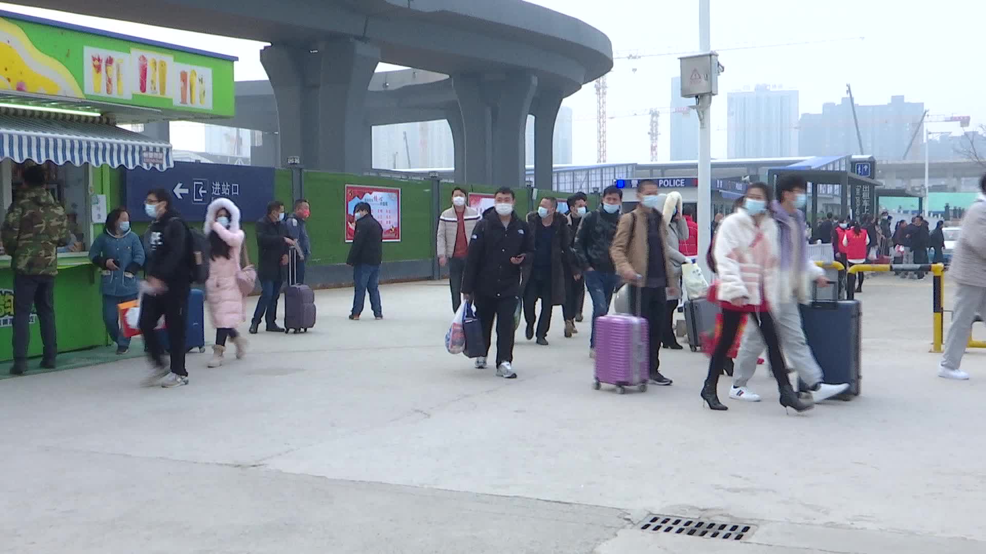 常德铁路元旦假期运客28573人次