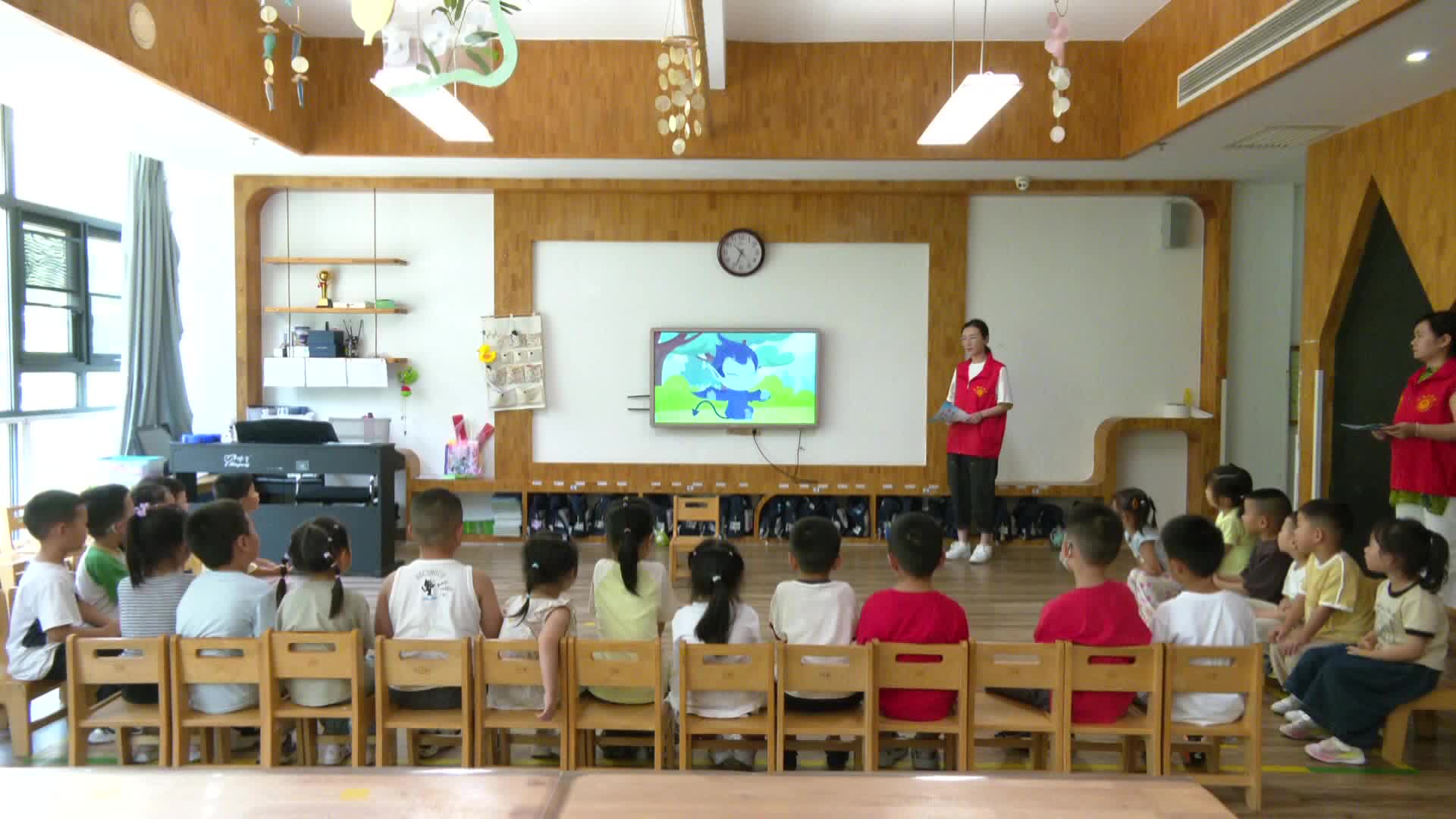 南坪街道白马社区开展防溺水宣传活动
