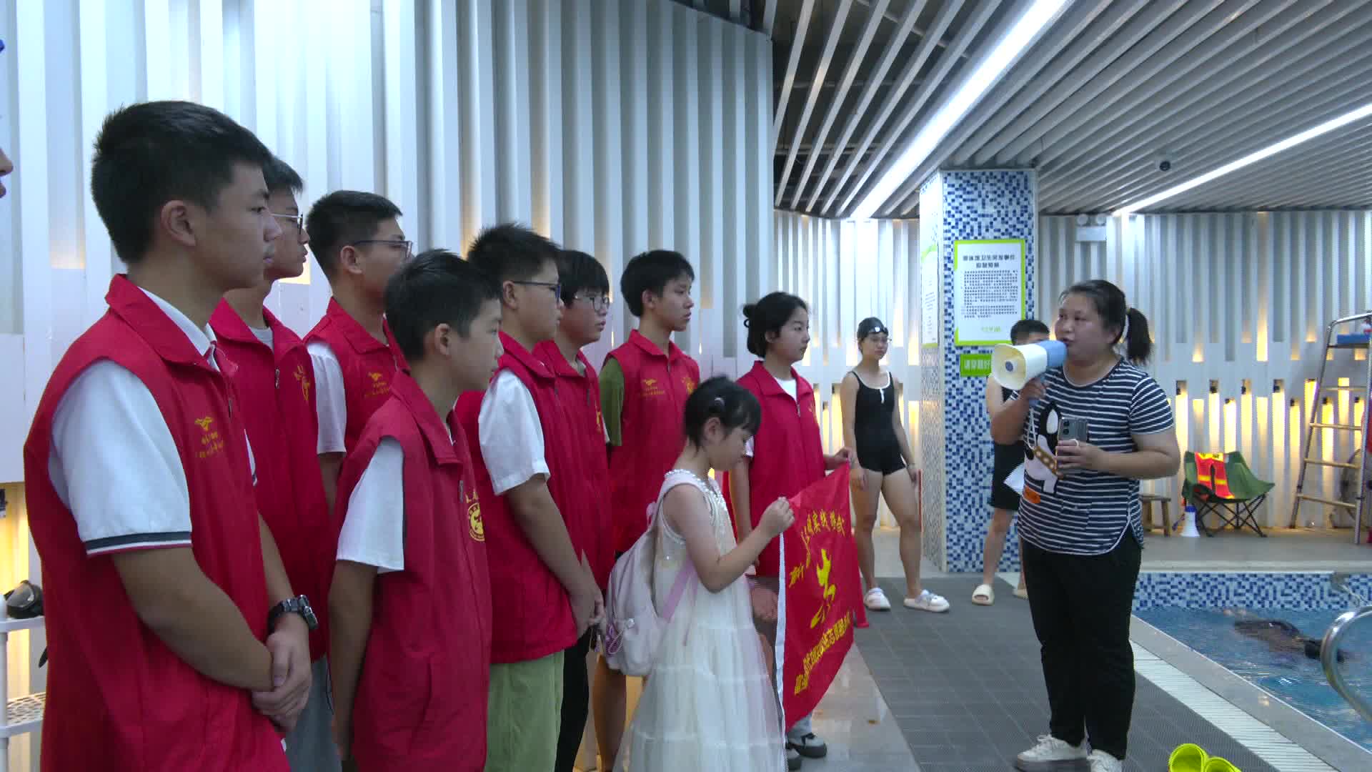 白马湖街道富强社区开展防溺水安全教育